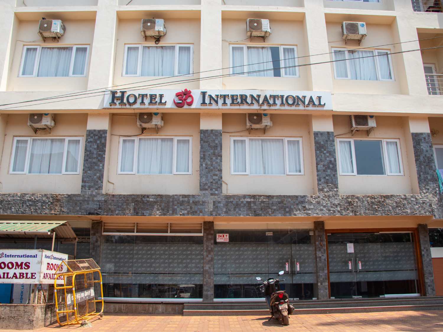 Hotel OM International Gokarna reception